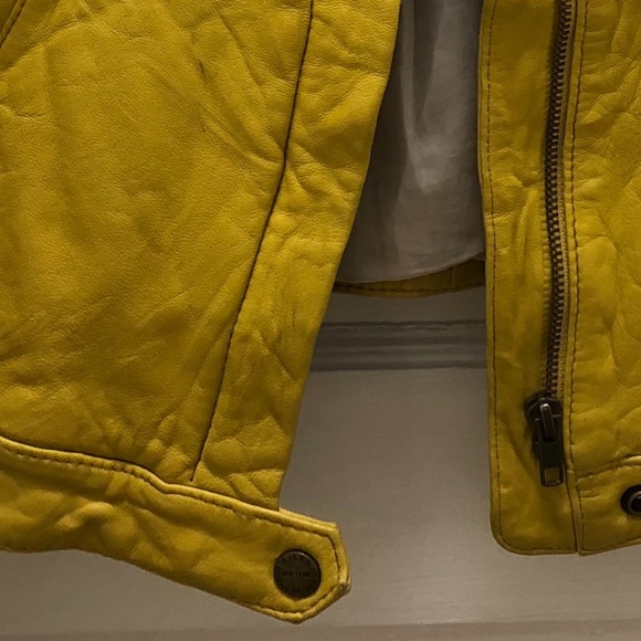 Current/Elliot Leather Moto - Yellow/Olive - Size 0 - Picture 5 of 7
